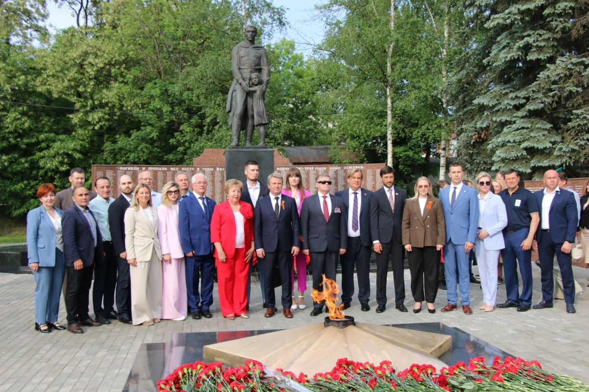Торжественная церемония передачи земли