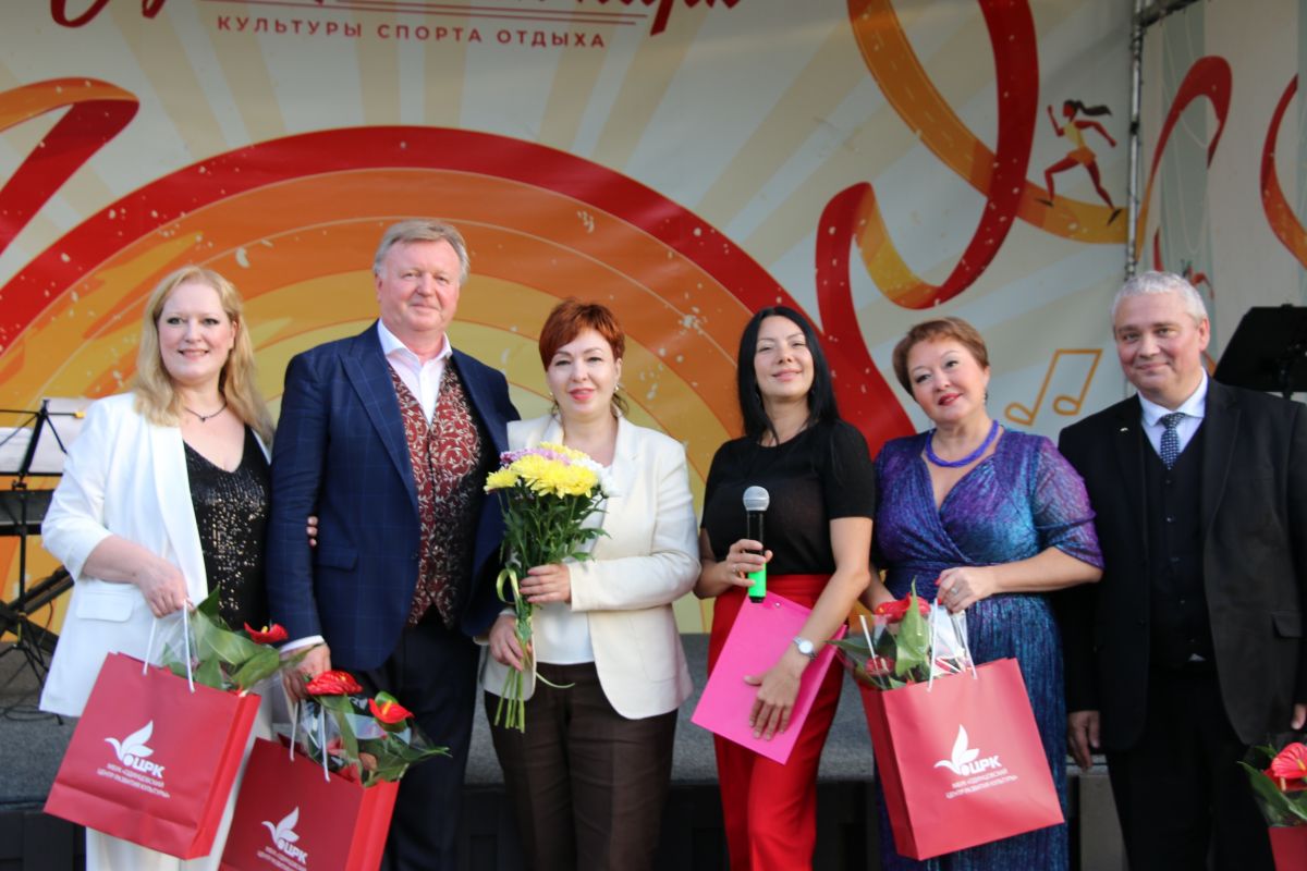 Концерт «Неоконченный роман»