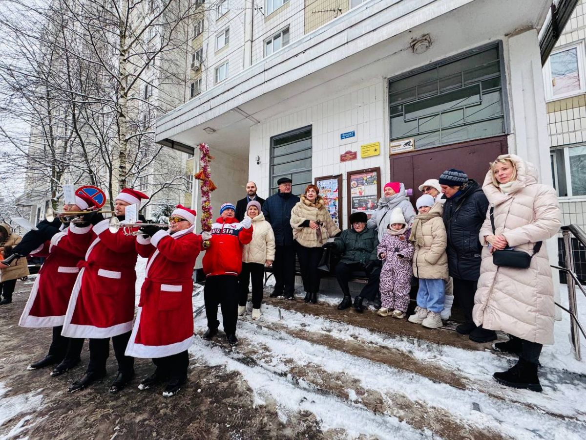Новогоднее поздравление от Духового оркестра в репортаже «ОТВ»