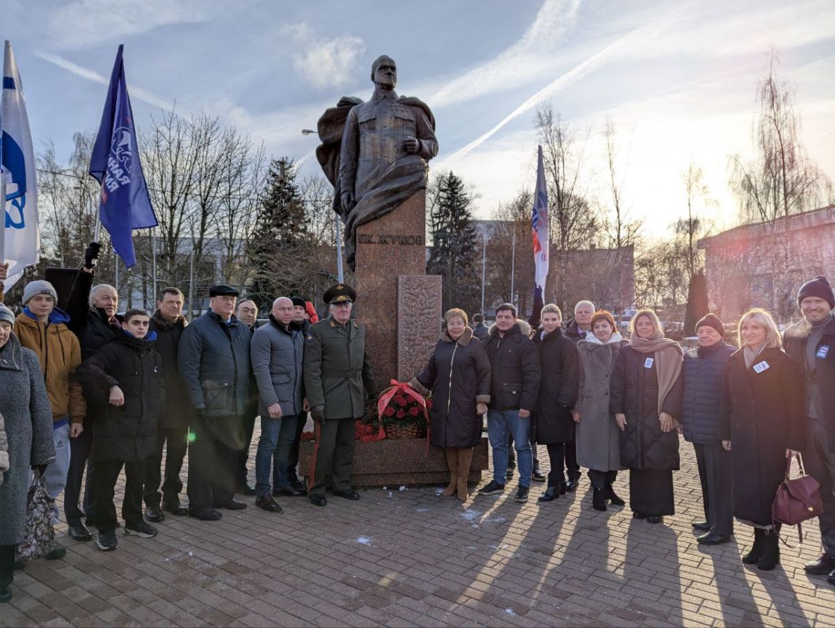 Торжественный митинг в День воинской славы России